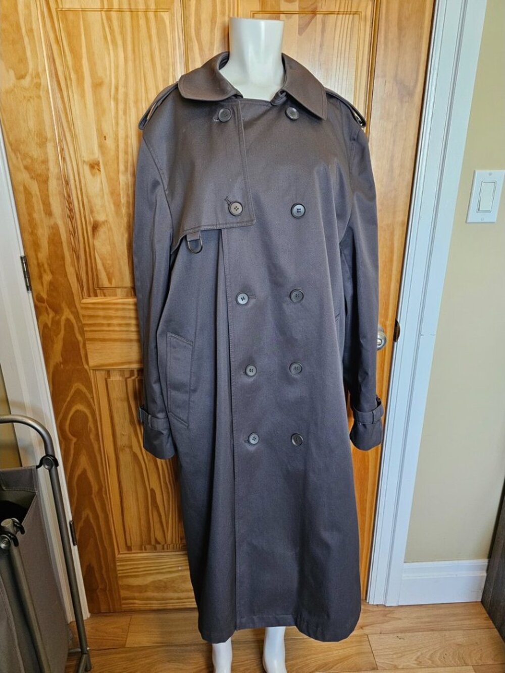 Vintage Nino Cerruti Size 46R Trench Coat